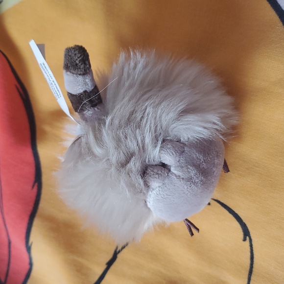 Pusheen Fluffy Pom Keychain - Picture 6 of 6
